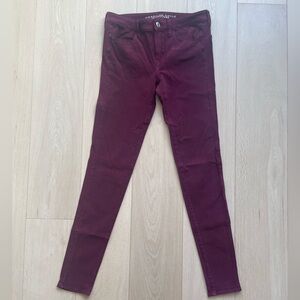 🍇 American Eagle Outfitters Maroon Jeans 🫶🏼